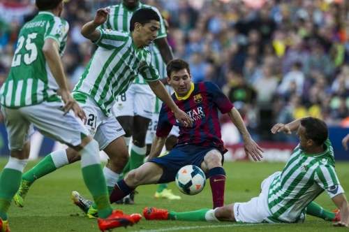 http://img02.mundodeportivo.com/2014/04/05/lliga-FC-Barcelona-Real-Betis-_54405494372_54115221152_960_640.jpg