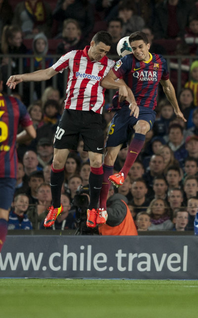 http://img02.mundodeportivo.com/2014/04/20/Partido-de-liga-BBVA-FC-Barcel_54405161241_54115221157_400_640.jpg