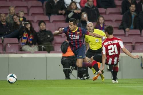 http://img02.mundodeportivo.com/2014/04/20/Partido-de-liga-BBVA-FC-Barcel_54405161333_54115221152_960_640.jpg